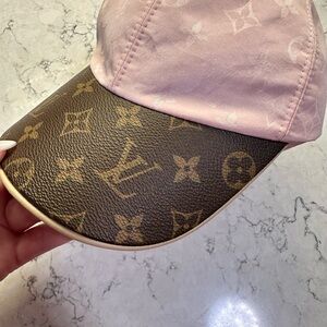 Louis Vuitton ladies pink baseball cap